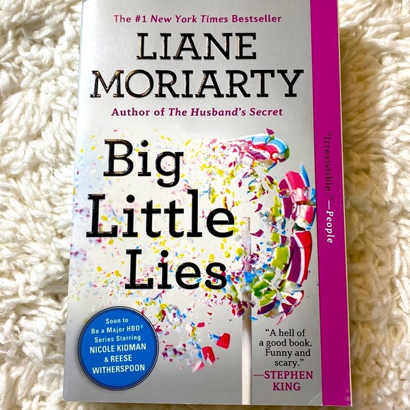 BIG LITTLE LIES a mystery novel by LIANE MORIARTY - HBO Reese Witherspoon - Picture 1 of 5